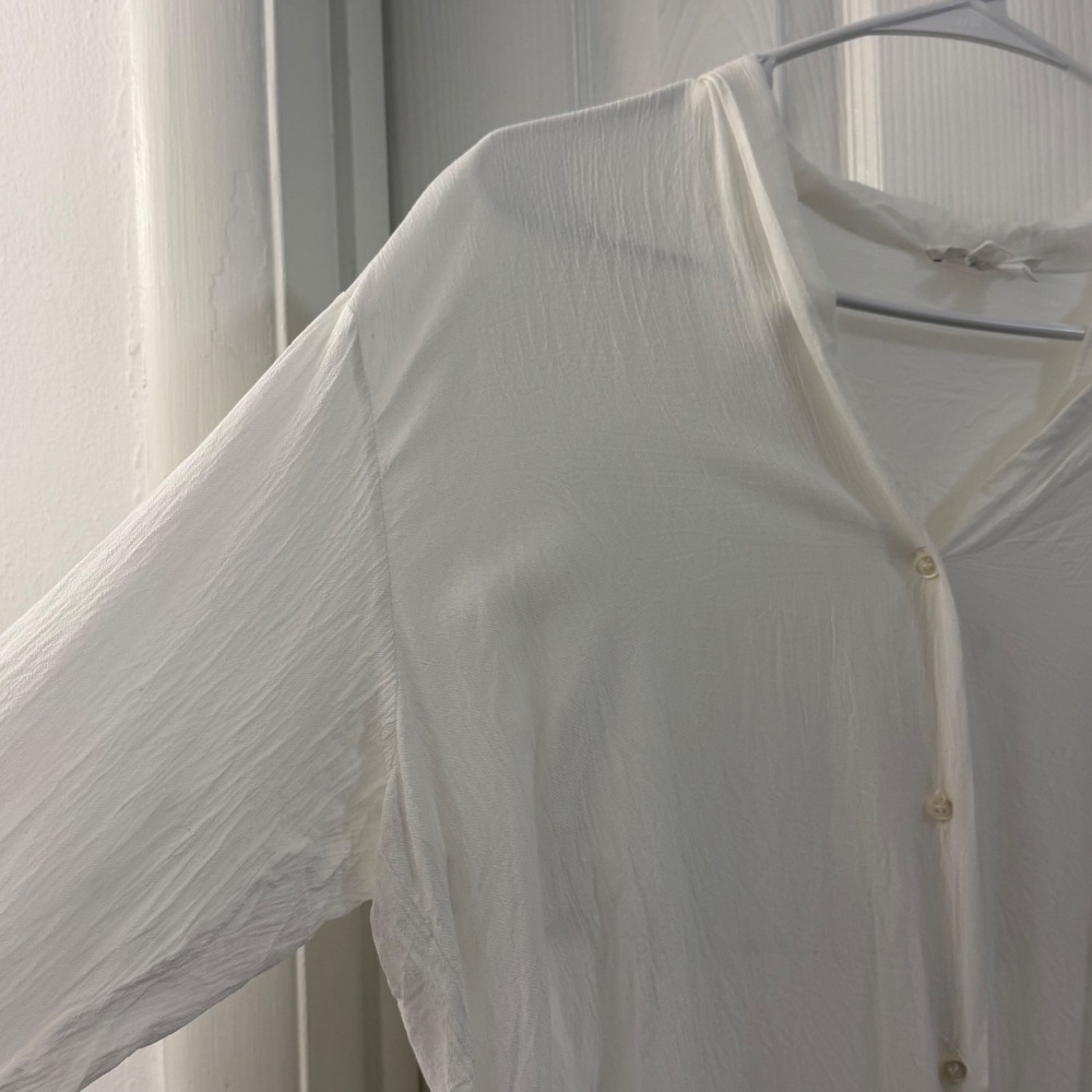 Sold - Picture 3 of 6